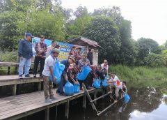 Pemprov Kalteng dan Pemkab Bartim Tebar 10 Ribu Benih Ikan di Sungai Sarapat