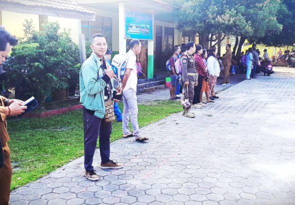sekolah