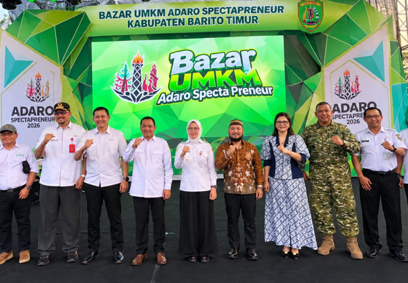 Bazar UMKM Group Portrait on Stage